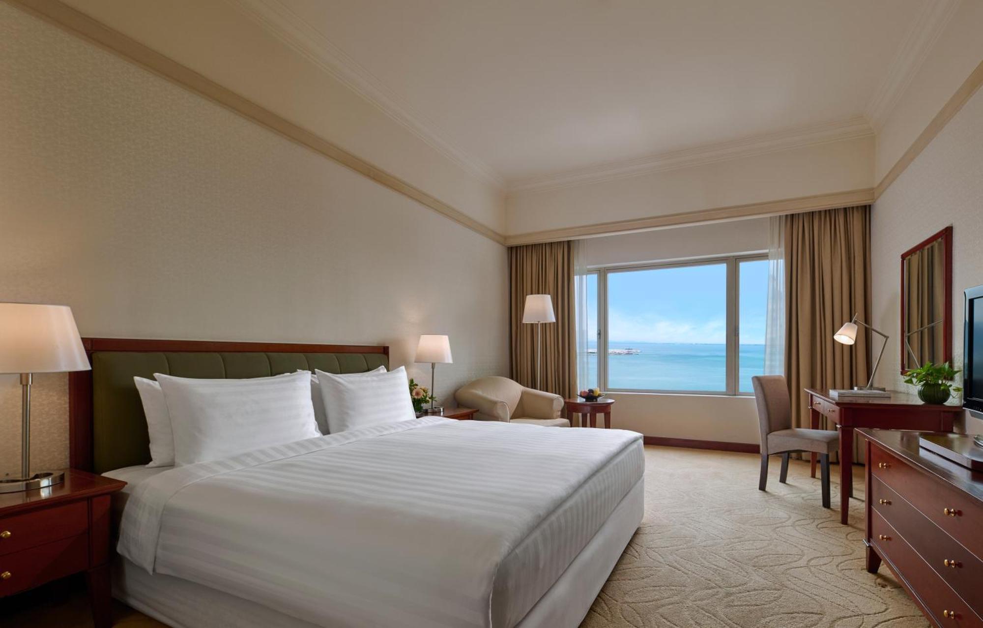 Gurney Bay Hotel, A Parkroyal Partner 5* George Town